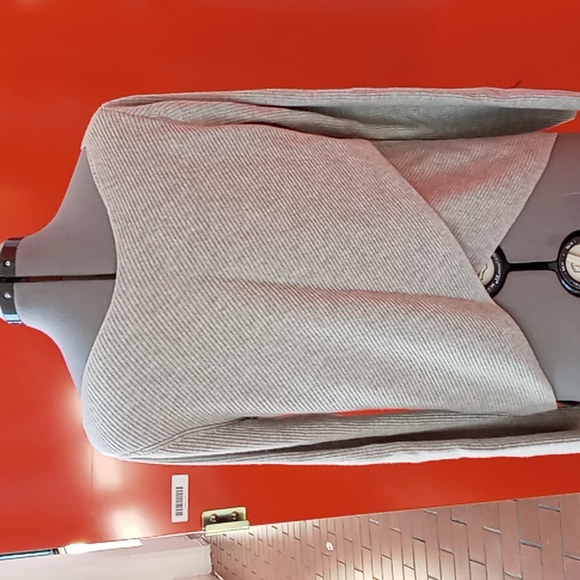 Babaton Aritzia Kitano open back sweater grey L - Picture 3 of 9